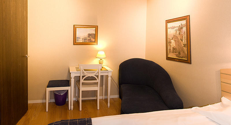 Hotel Vaennaes Vannas Phòng bức ảnh